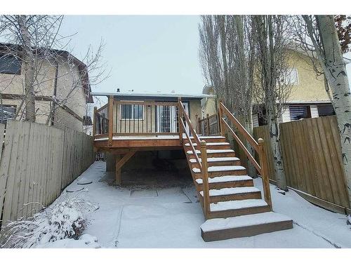 153 Templemont Drive Ne, Calgary, AB - Outdoor With Deck Patio Veranda