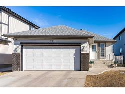 42 Saddleland Crescent NE Calgary, AB T3J 5K5