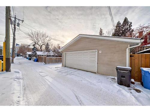 234 10A Street Nw, Calgary, AB - Outdoor With Exterior