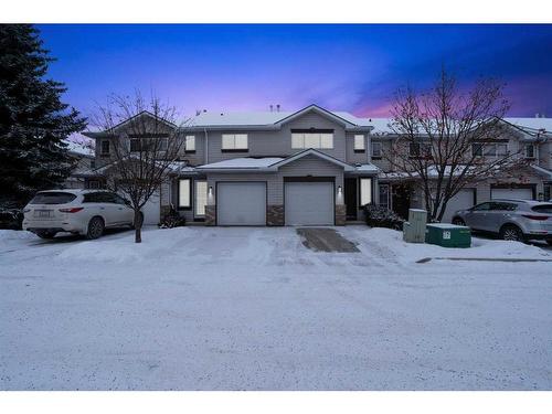 105 Somervale Park Sw, Calgary, AB - Outdoor With Facade