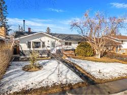 132 78 Avenue SE Calgary, AB T2H 1C4