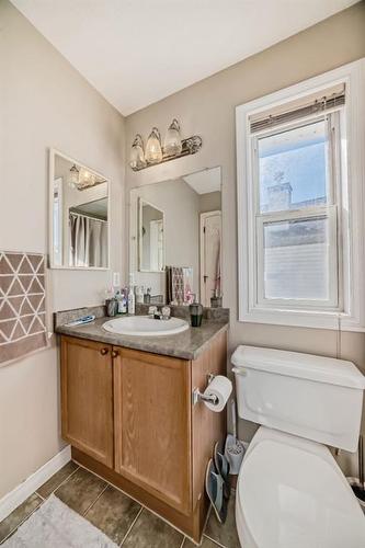 275 Taravista Street Ne, Calgary, AB - Indoor Photo Showing Bathroom