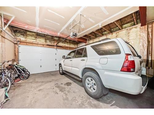 275 Taravista Street Ne, Calgary, AB - Indoor Photo Showing Garage