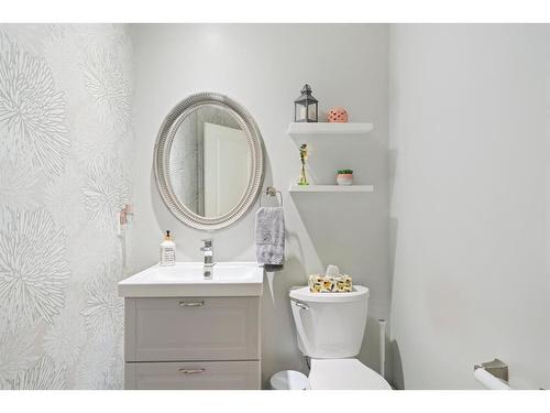 64 Brightonstone Gardens Se, Calgary, AB - Indoor Photo Showing Bathroom