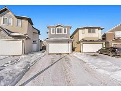 216 Tarawood Place NE Calgary, AB T3J 5B3