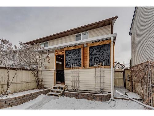 129 Elgin Place Se, Calgary, AB - Outdoor