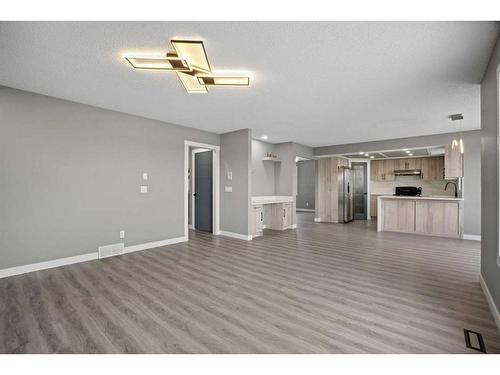 151 Coral Shores Landing Ne, Calgary, AB - Indoor Photo Showing Other Room