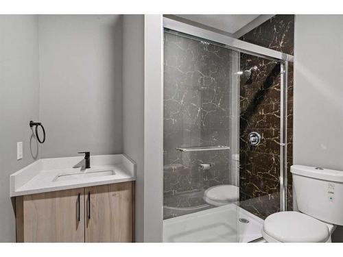 151 Coral Shores Landing Ne, Calgary, AB - Indoor Photo Showing Bathroom