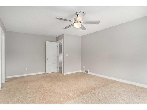 159 Sherview Grove Nw, Calgary, AB - Indoor Photo Showing Other Room