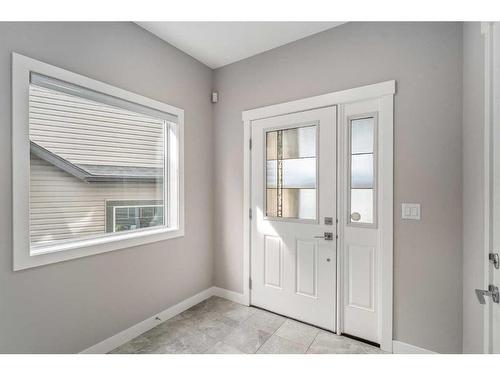 159 Sherview Grove Nw, Calgary, AB - Indoor Photo Showing Other Room