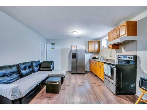 801 Martindale Boulevard Ne, Calgary, AB - Indoor