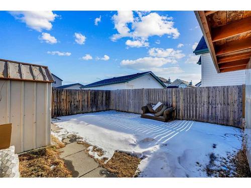 54 Taracove Road Ne, Calgary, AB - Outdoor