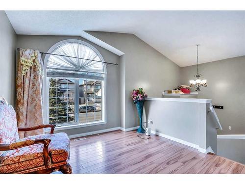 54 Taracove Road Ne, Calgary, AB - Indoor