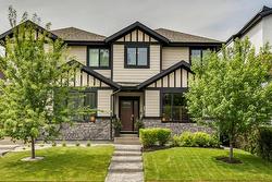 2217 36 Street SW Calgary, AB T3E 2Z3