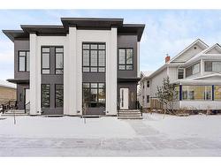 632 18 Avenue NW Calgary, AB T2M 0T8