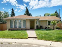 74 Lake Christina Close SE Calgary, AB T2J 2R9