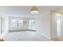 211-11 Somervale View SW Calgary, AB T2Y 4A9