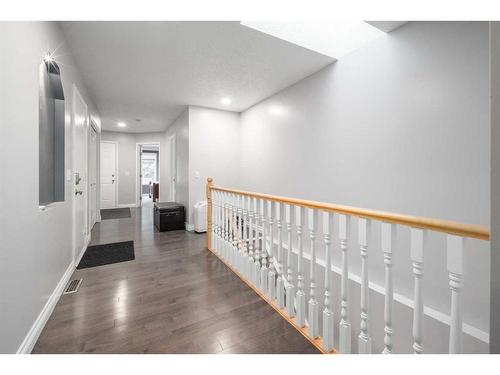 22 Mt Douglas Villas Se, Calgary, AB - Indoor Photo Showing Other Room