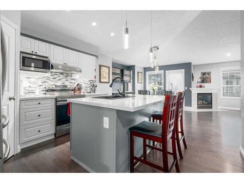 22 Mt Douglas Villas Se, Calgary, AB - Indoor Photo Showing Kitchen With Upgraded Kitchen