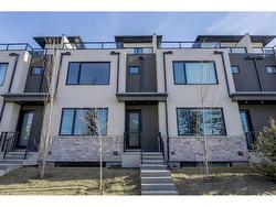 Unit 3-2040 32 Avenue SW Calgary, AB T2T 1W6