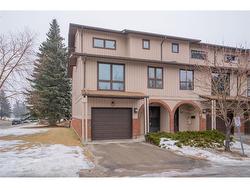 60 Canterbury Gardens SW Calgary, AB T2W 2S9