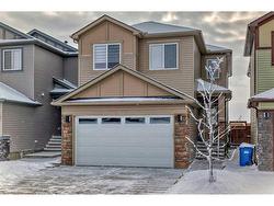 301 CORNER MEADOWS Way NE Calgary, AB T3N 1Y5