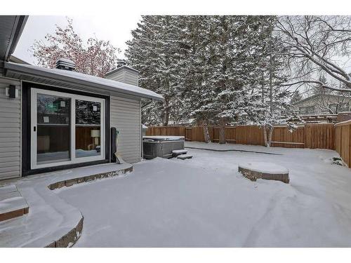 92 Deermeade Road Se, Calgary, AB - Outdoor