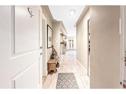 4-310 22 Avenue SW Calgary, AB T2S 0H4