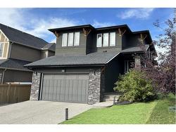 58 Westpoint Way SW Calgary, AB T3H 5W6