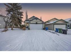 115 Harvest Oak Crescent NE Calgary, AB T3K 4C9