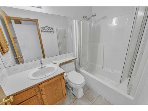 115 Harvest Oak Crescent Ne, Calgary, AB - Indoor Photo Showing Bathroom