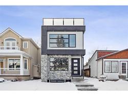 2219 29 Avenue SW Calgary, AB T2T 1N8