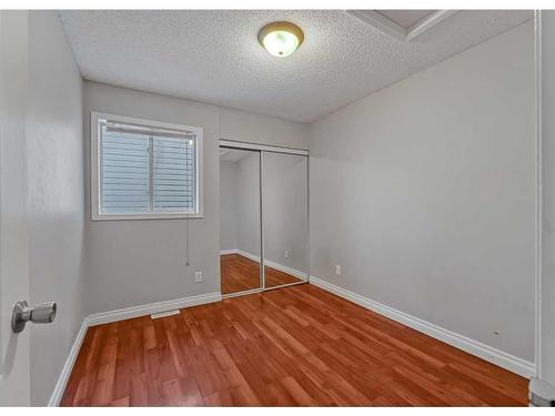 212 Coral Springs Circle Ne, Calgary, AB - Indoor Photo Showing Other Room