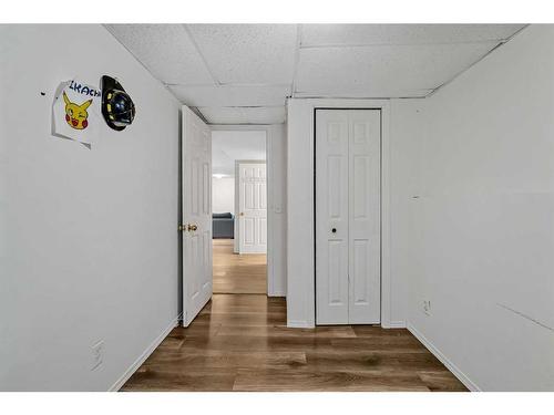 212 Coral Springs Circle Ne, Calgary, AB - Indoor Photo Showing Other Room