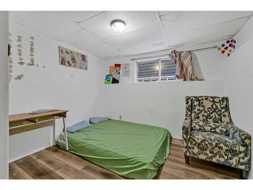 212 Coral Springs Circle Ne, Calgary, AB - Indoor Photo Showing Bedroom