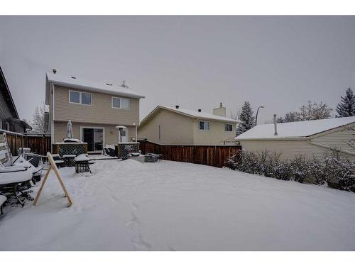 440 Strathcona Mews Sw, Calgary, AB - Outdoor