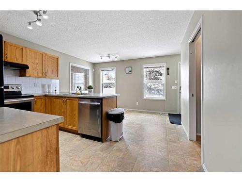 30 Panatella Street Nw, Calgary, AB - Indoor Photo Showing Kitchen