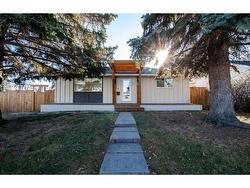 4703 26 Avenue SW Calgary, AB T3E 0R3