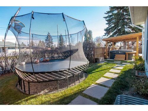 4703 26 Avenue Sw, Calgary, AB - Outdoor With Exterior