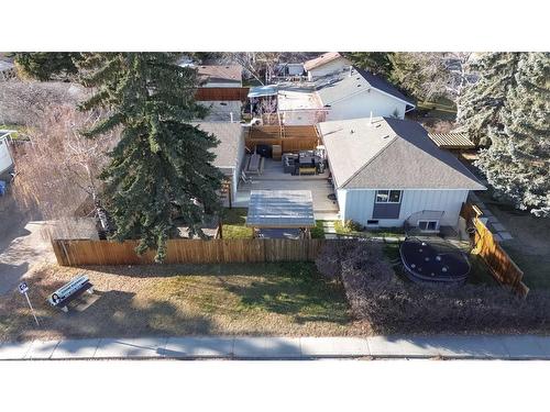 4703 26 Avenue Sw, Calgary, AB - Outdoor