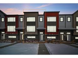 149 Copperstone Park SE Calgary, AB T2Z 0L2