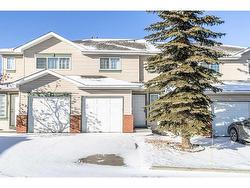 105 Country Hills Villas NW Calgary, AB T3K 5B5