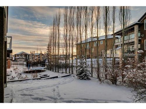 15 Aspen Stone Way Sw, Calgary, AB - Outdoor