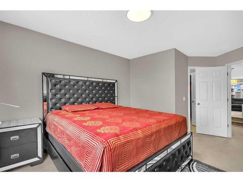 137 Saddlecrest Green Ne, Calgary, AB - Indoor Photo Showing Bedroom