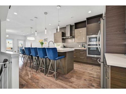 2338 Westmount Road Nw, Calgary, AB - Indoor Photo Showing Kitchen With Stainless Steel Kitchen With Upgraded Kitchen