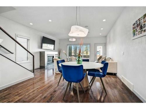 2338 Westmount Road Nw, Calgary, AB - Indoor Photo Showing Dining Room