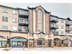 205-1727 54 Street SE Calgary, AB T2A 1B7