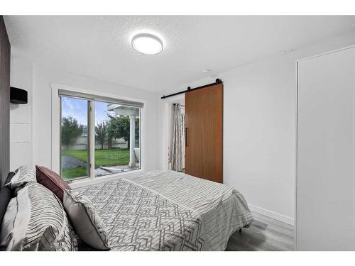 155 Scurfield Place Nw, Calgary, AB - Indoor Photo Showing Bedroom