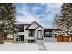 199 Westview Drive SW Calgary, AB T3C 2S3