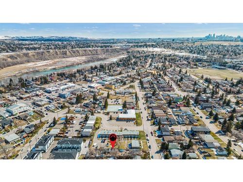 6516 35 Avenue Nw, Calgary, AB - Outdoor With View